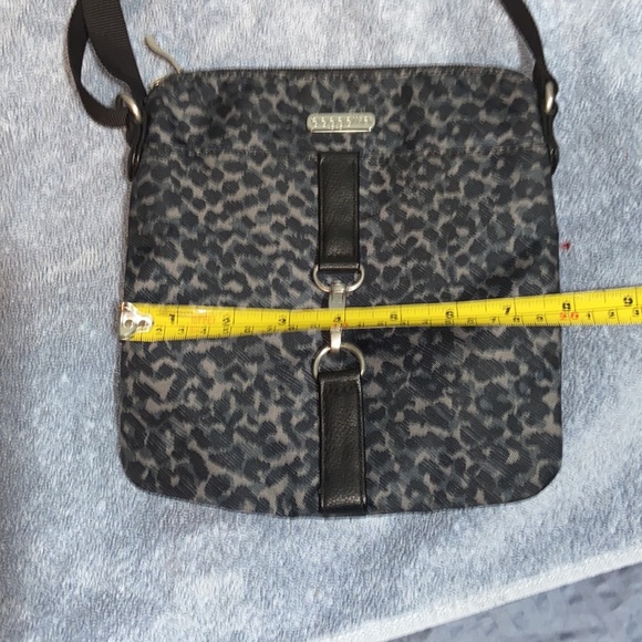 Baggallini Leopard Print Big Dipper Hobo Crossbody bag - Picture 5 of 8